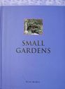 Peter McHoy: Small Gardens (Paperback, 2002, Barnes & Noble)
